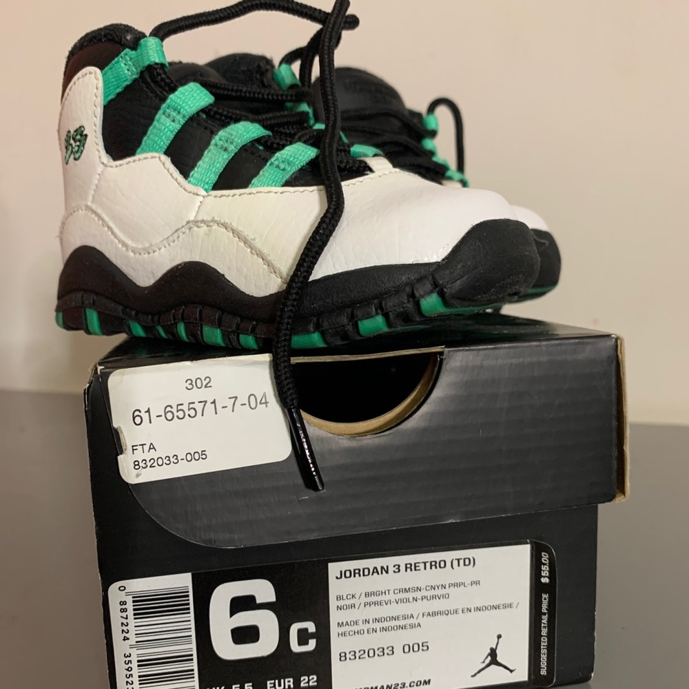 Toddler Jordan retro 3’s